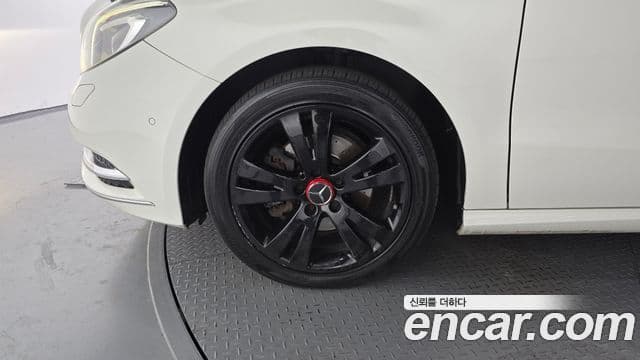 Mercedes-Benz B-класс W246 B200 CDI BlueEFFICIENCY Sports Pack, 2013 все фото