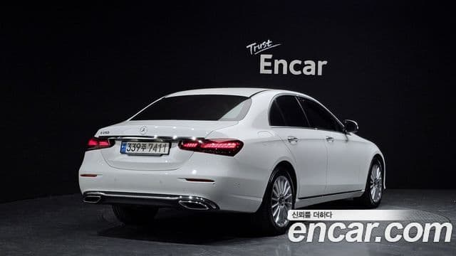 Mercedes-Benz E-класс W213 Exclusive, 2022 2