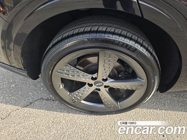 Genesis GV70, 2023 8