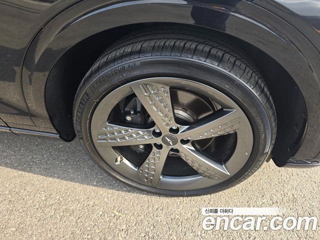 Genesis GV70, 2023 9