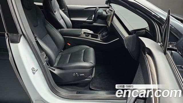 Tesla модель X, 2023 10