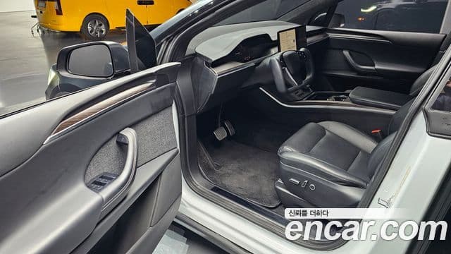 Tesla модель X, 2023 11