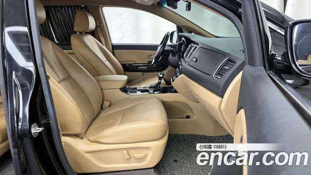 Kia The / новый New Carnival Noblesse Special, 2019 11