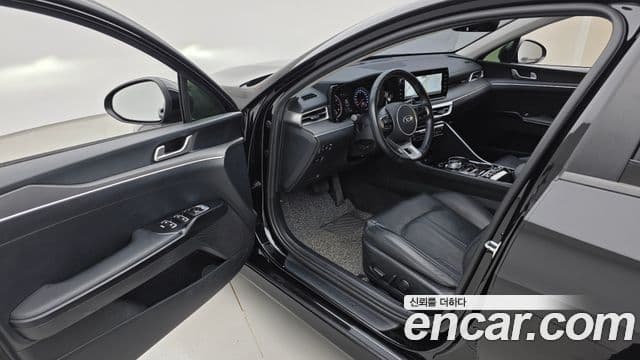 Kia K5 3세대 Prestige, 2021 11