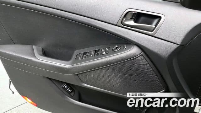 Kia The / новый New K5 LPI Deluxe, 2015 17