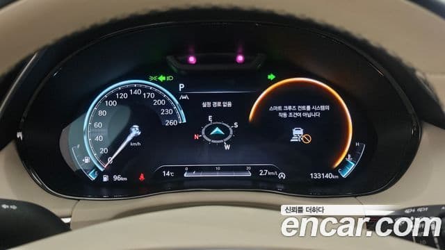 Genesis GV70, 2021 8