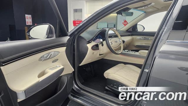 Genesis GV70, 2021 11