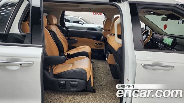 Kia Carnival 4세대 Signature, 2023 12
