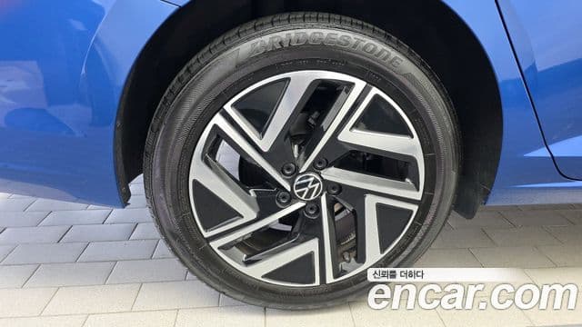 Volkswagen Jetta 7세대 Prestige, 2023 все фото