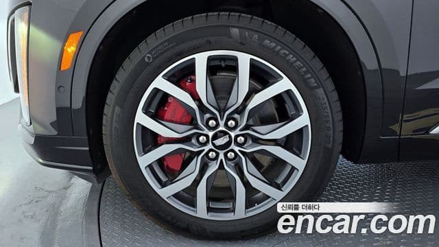 Cadillac XT6 3.6 Sport, 2023 все фото