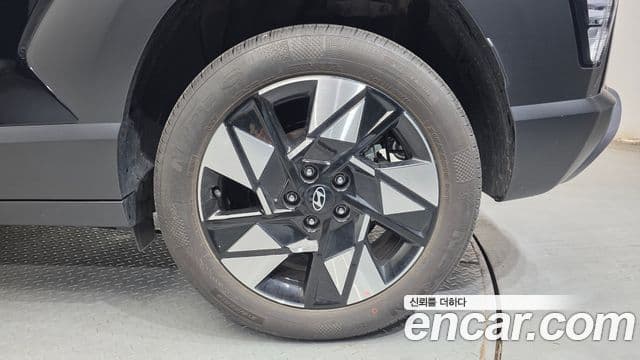 Hyundai Kona гибрид (SX2) Premium, 2023 все фото