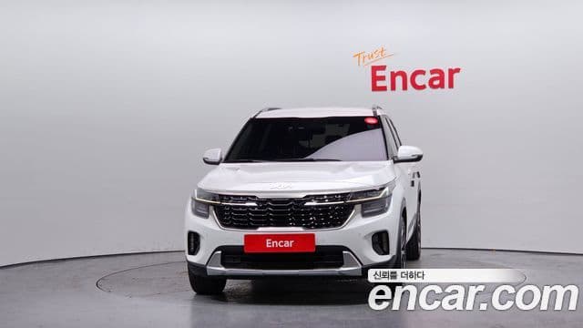 Kia The / новый New Seltos Signature, 2023 3