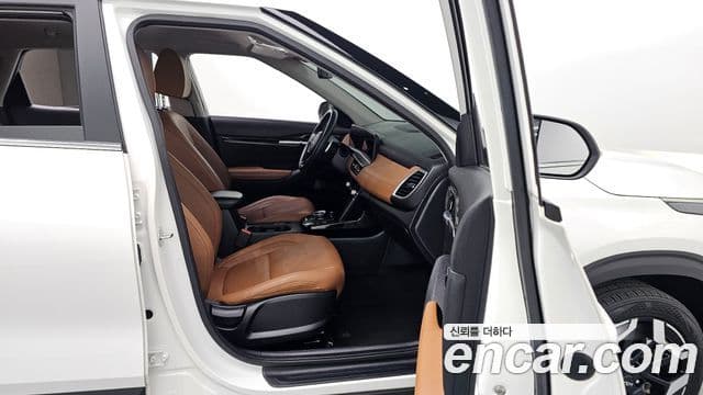 Kia The / новый New Seltos Signature, 2023 11