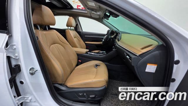 Hyundai Sonata гибрид (DN8) Inspiration, 2022 10