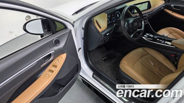 Hyundai Sonata гибрид (DN8) Inspiration, 2022 13