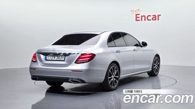 Mercedes-Benz E-класс W213 Avantgarde, 2017 2