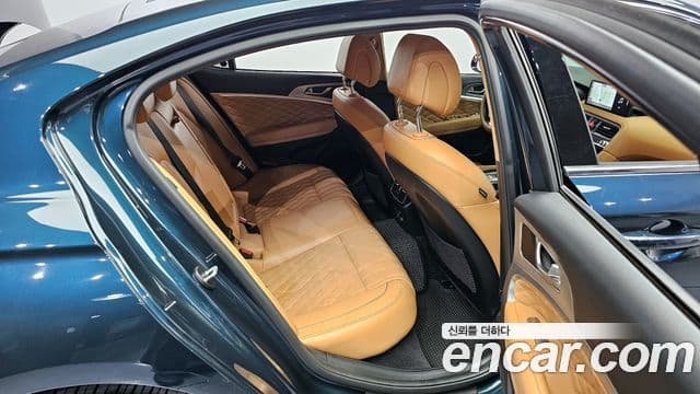 Genesis The / новый New G70, 2021 12