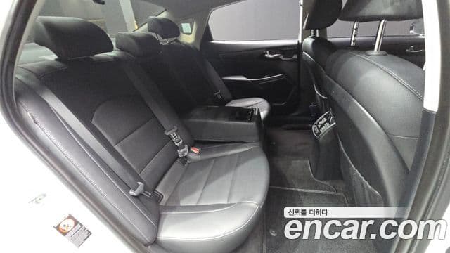 Kia K7 Premier 3.0 LPI Standard(арендный автомобиль), 2020 12