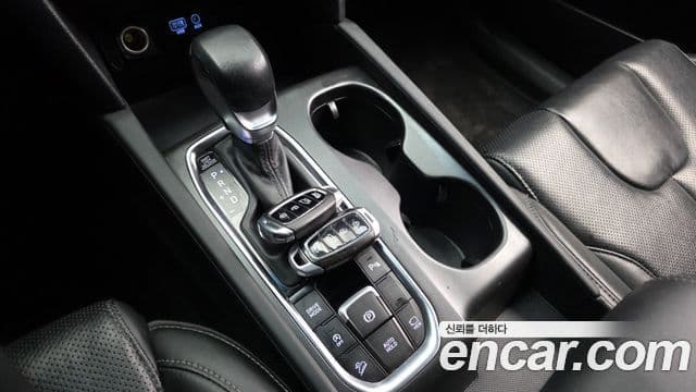 Hyundai Santa Fe TM Exclusive, 2019 9