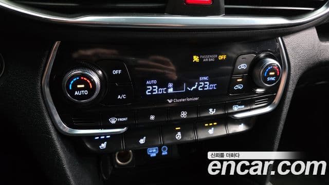 Hyundai Santa Fe TM Exclusive, 2019 17