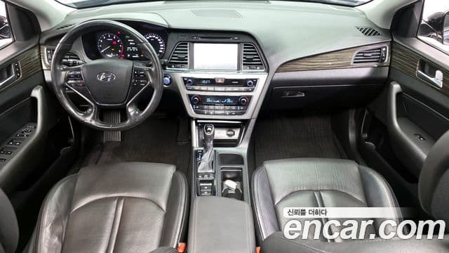 Hyundai LF Sonata Premium, 2015 7