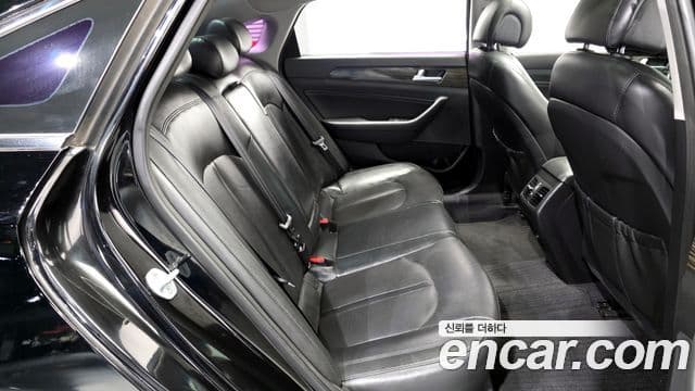 Hyundai LF Sonata Premium, 2015 12