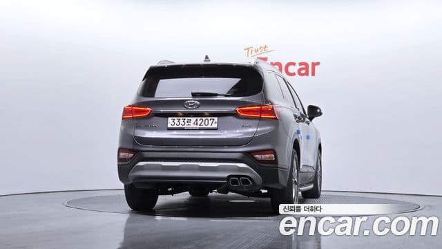 Hyundai Santa Fe TM Exclusive, 2019 4