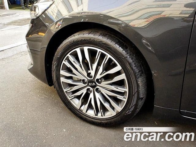 Kia K7 Premier Noblesse, 2021 все фото