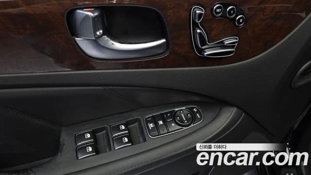 Hyundai Equus(новый кузов / новое поколение) Modern, 2014 12