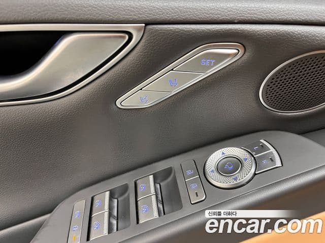 Genesis G80 (RG3) бензин 2.5 турбо 2WD, 2022 12