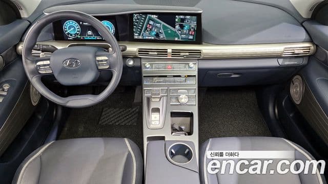 Hyundai NEXO Premium, 2023 7