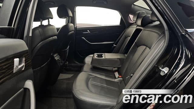 Hyundai LF Sonata 2.0 Smart, 2016 12