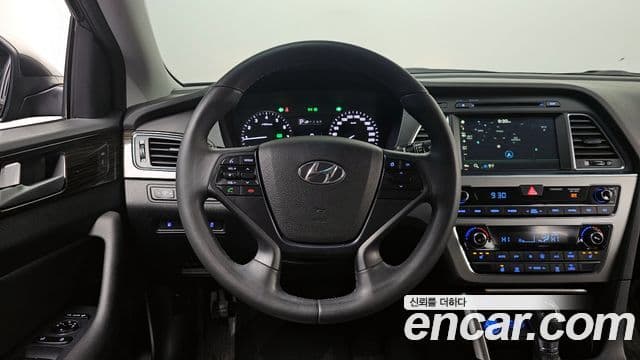 Hyundai LF Sonata 2.0 Smart, 2016 13