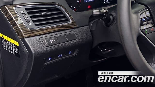 Hyundai LF Sonata 2.0 Smart, 2016 17