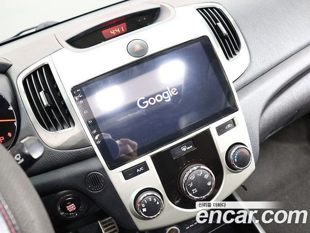 Kia Forte купе Prestige, 2012 8