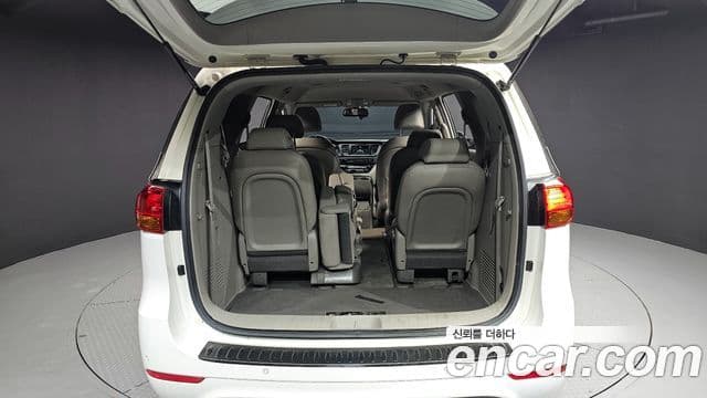 Kia All New Carnival Luxury, 2018 20