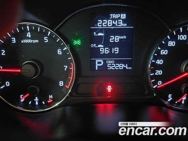 Kia K3 Luxury, 2013 11