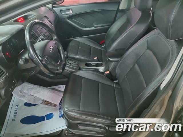 Kia K3 Luxury, 2013 14