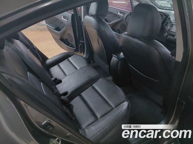 Kia K3 Luxury, 2013 19