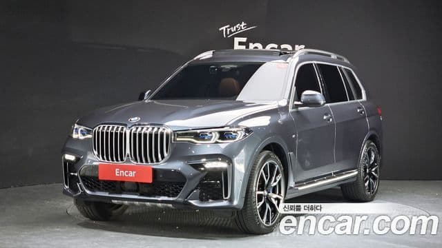 BMW X7 (G07) xDrive 40i M Sport 6인승, 2022 1