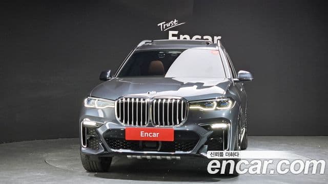 BMW X7 (G07) xDrive 40i M Sport 6인승, 2022 3