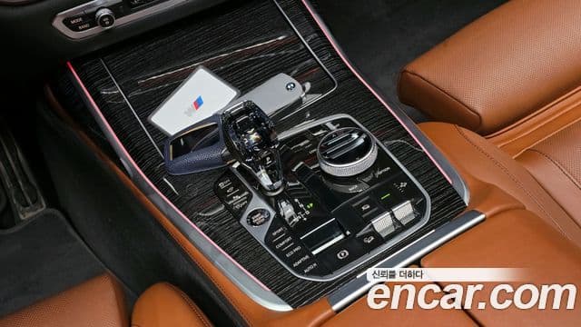 BMW X7 (G07) xDrive 40i M Sport 6인승, 2022 9