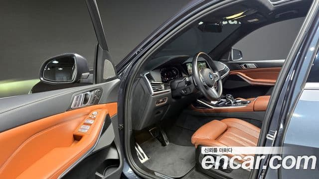 BMW X7 (G07) xDrive 40i M Sport 6인승, 2022 11
