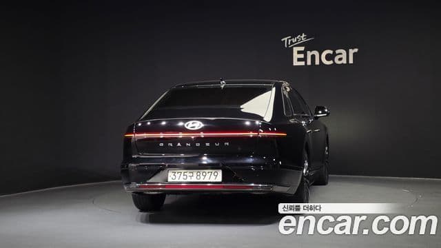 Hyundai Grandeur гибрид (GN7) Calligraphy, 2023 4