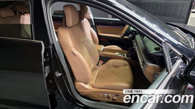 Hyundai Grandeur гибрид (GN7) Calligraphy, 2023 12