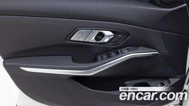 BMW 3시리즈 (G20) 320i Туринг (Touring), 2026 12