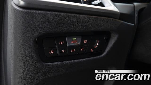 BMW 3시리즈 (G20) 320i Туринг (Touring), 2026 13