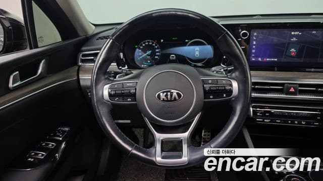 Kia K5 гибрид 3세대 Noblesse, 2020 13