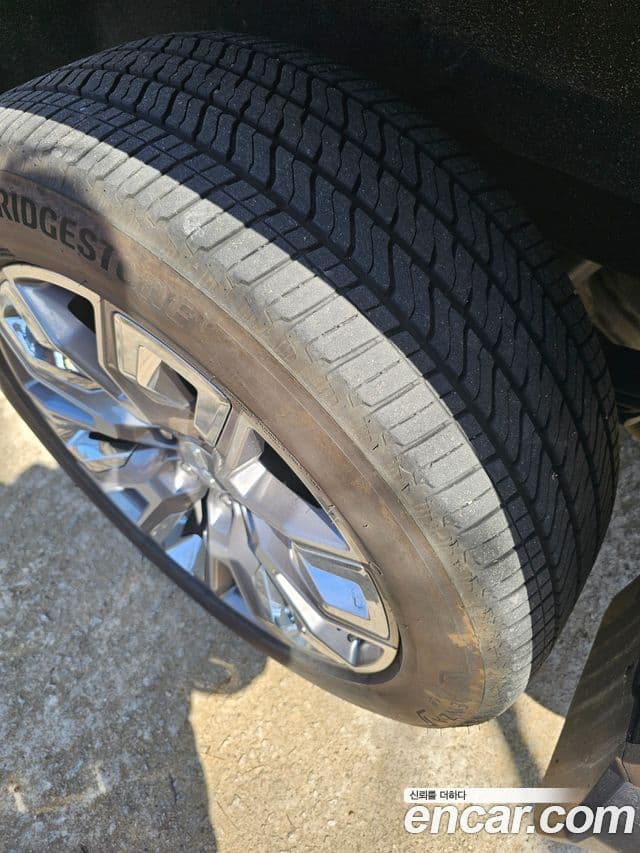 GMC 시에라 드날리-X, 2025 4