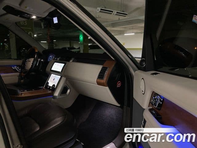 Land Rover Range Rover 4세대 4.4 SDV8 AB дизель, 2018 18